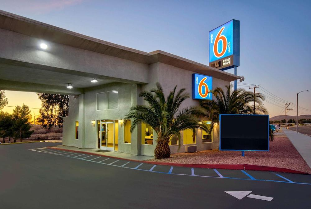 Motel 6 Victorville Exterior photo